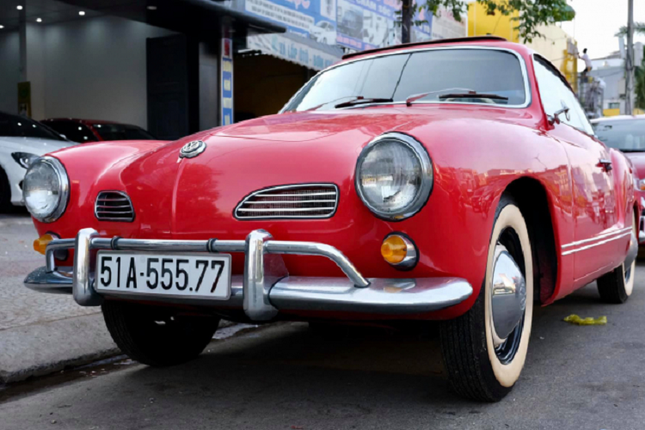 Can canh Volkswagen Karmann Ghia gia chi 900 trieu o Sai Gon-Hinh-2