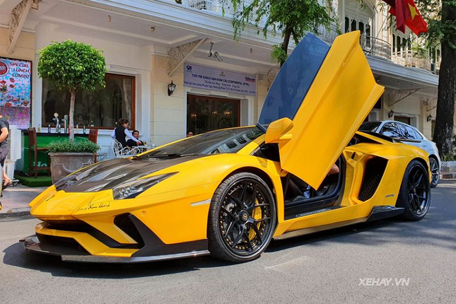 Dai gia Sai Gon chi bac ty do Lamborghini Aventador S