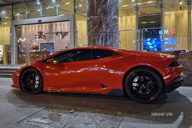 Sieu xe Lamborghini Huracan 15 ty duoc thay ao cuc dep-Hinh-4