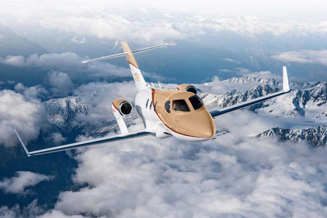 Can canh mau phan luc HondaJet Elite S