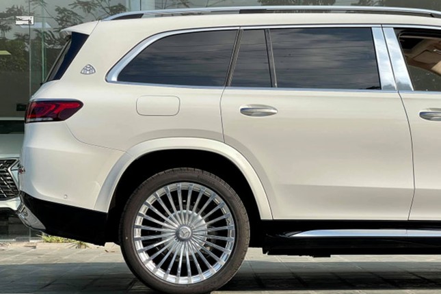 Mercedes-Maybach GLS 600 mau doc gia gan 17 ty-Hinh-4