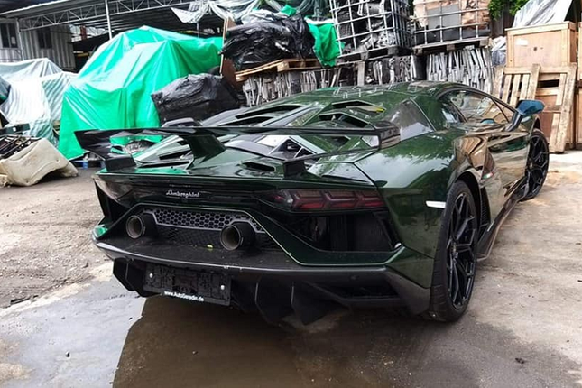 Dai gia lan dot bien chi tien ty tau Lamborghini Aventador SVJ-Hinh-9