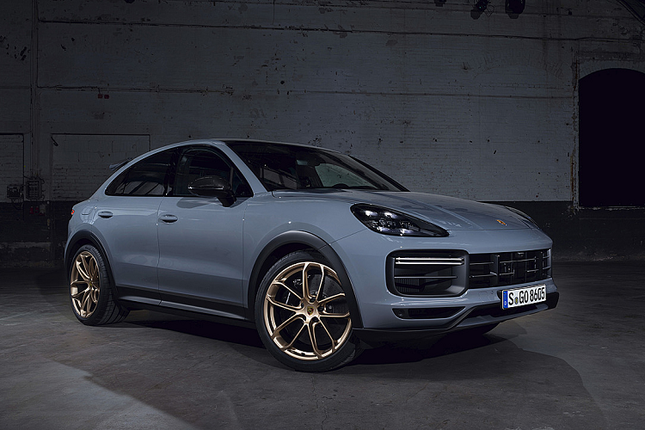 Ngam say me Porsche Cayenne Turbo GT gia tu 12 ty dong-Hinh-9