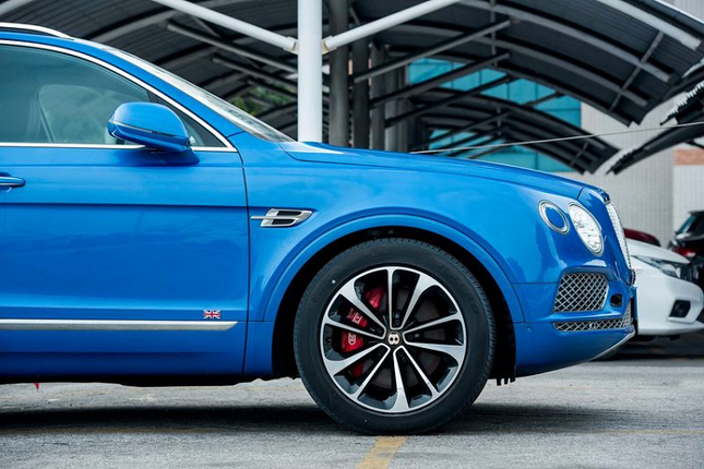 Bentley Bentayga V8 hon 12 ty 'bo xo' 2 nam o Hai Phong-Hinh-6