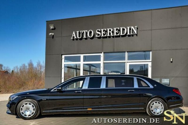 Ben trong chiec xe Mercedes-Maybach S650 Pullman gia hon 70 ty-Hinh-3