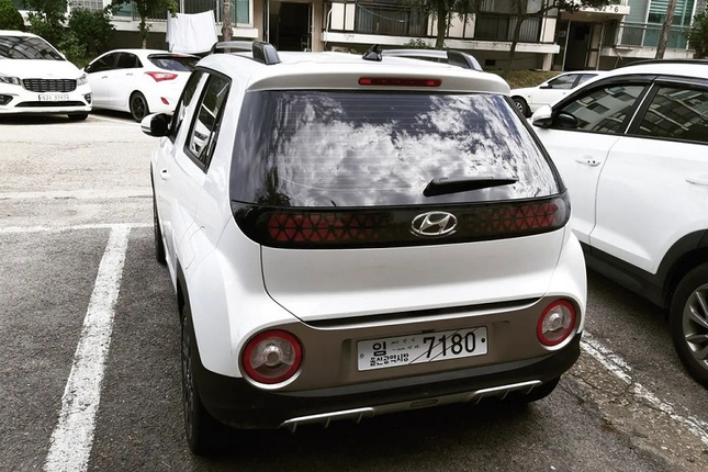 Can canh SUV hang A sieu re Hyundai Casper 2022 tren pho-Hinh-8