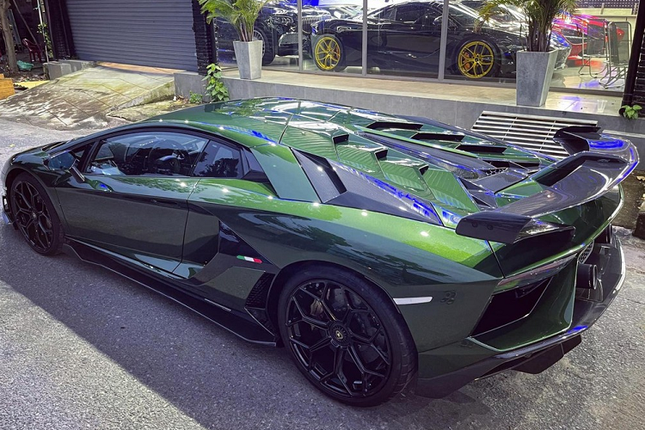 Dai gia Sai Gon tau Lamborghini Aventador SVJ gia hon 50 ty-Hinh-3