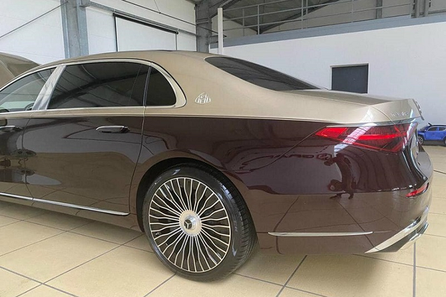 Can canh xe sieu sang Mercedes-Maybach S680 chi co dai gia moi mua noi-Hinh-3