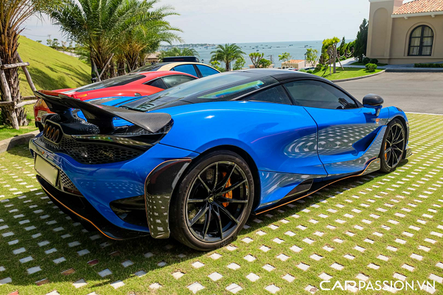 Can canh sieu xe McLaren 765LT mau doc nhat Viet Nam-Hinh-8