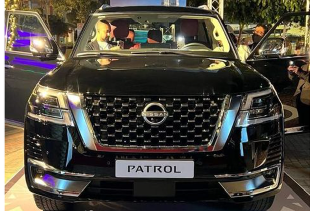 Chi tiet Nissan Patrol 2022 gia hon 1,2 ty dong-Hinh-2