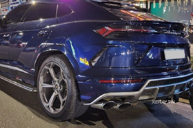 Can canh Lamborghini Urus hon 20 ty mau xanh o Sai Gon-Hinh-6