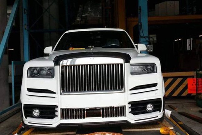 Can canh Rolls-Royce Cullinan Mansory gia hon 40 ty o Ha Noi-Hinh-4