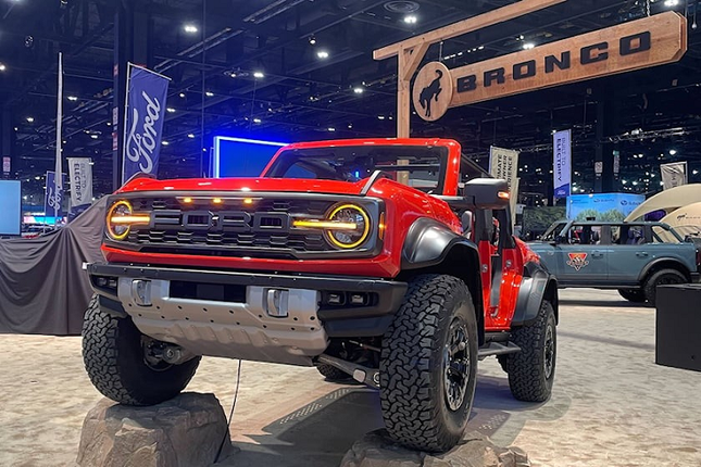 Ngam Ford Bronco Raptor 2022 gia tu 1,5 ty dong-Hinh-11