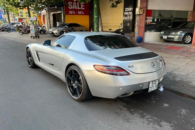 Can canh Mercedes-Benz SLS AMG canh chim hon 8 ty cua dai gia Dang Le Nguyen Vu-Hinh-2