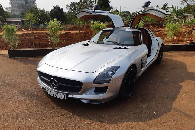 Can canh Mercedes-Benz SLS AMG canh chim hon 8 ty cua dai gia Dang Le Nguyen Vu-Hinh-5