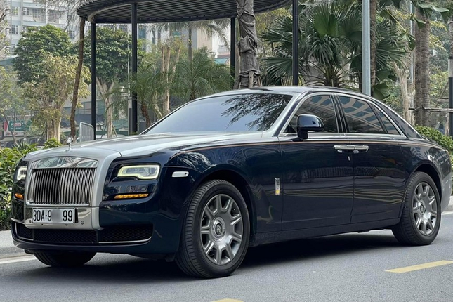 Chiec Rolls-Royce Ghost chay  6 nam ban gan 20 ty dong-Hinh-2