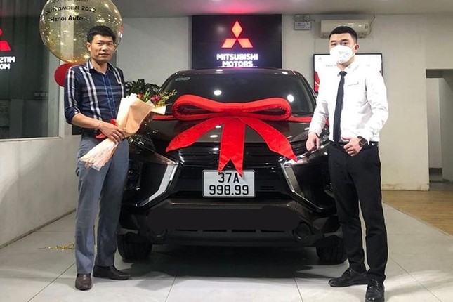 Mitsubishi Xpander co duoc bien so dep, chu xe quyet khong ban