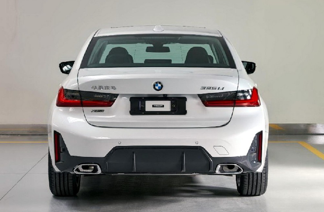 Chi tiet xe sang BMW 3-Series 2023-Hinh-6