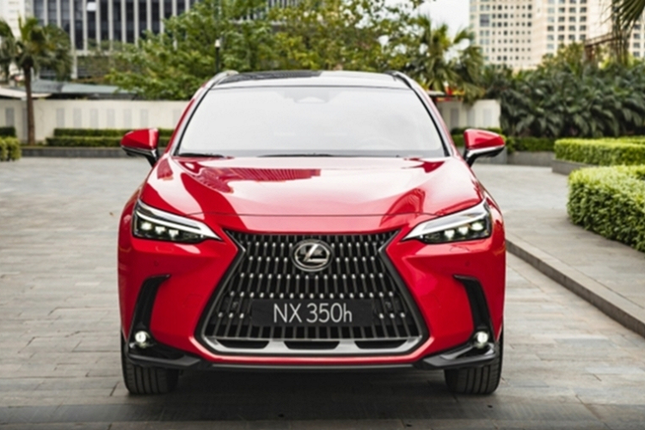 Lexus NX 350h 2022 gia 3,3 ty co gi?