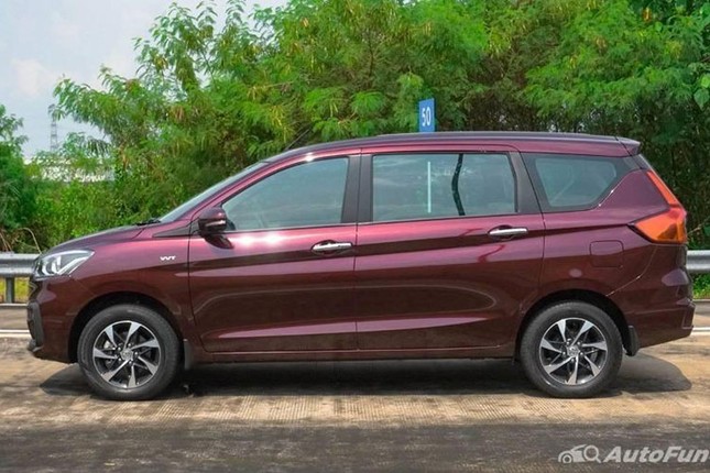 Suzuki Ertiga Hybrid 2022 du kien tu 520 trieu dong-Hinh-6