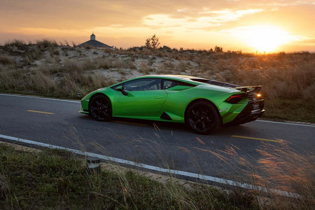 Chi tiet sieu xe Lamborghini Huracan Tecnica gan 19 ty-Hinh-28