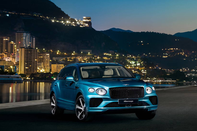 Bentley Bentayga Azure Riviera Collection 2025 dep khong ty vet-Hinh-2