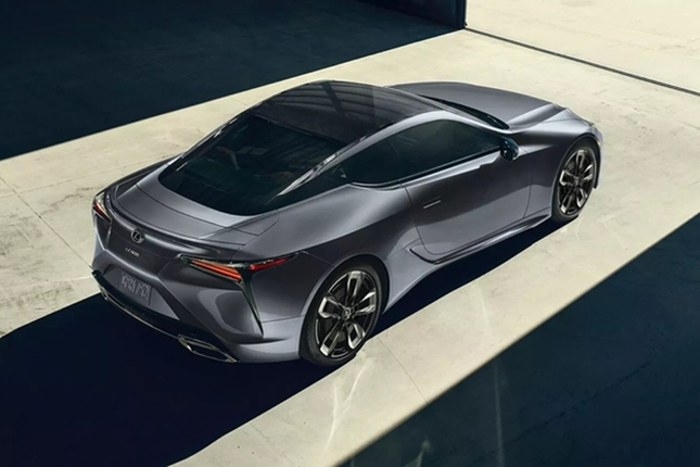 Ben trong Lexus LC 500 va hybrid LC 500h 2025-Hinh-9