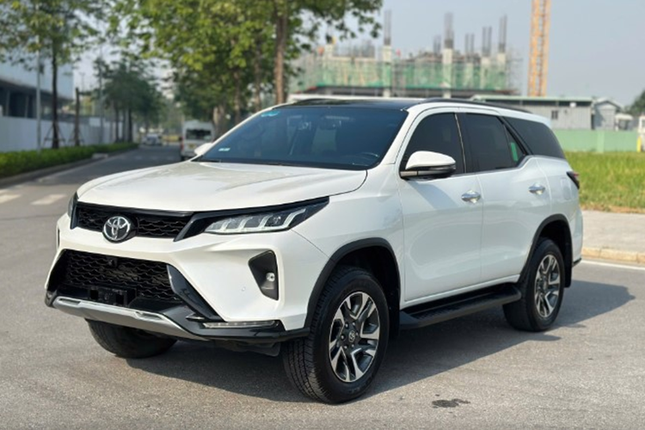 Chi tiet Toyota Fortuner 2025 sap ban tai Viet Nam, gia gan 1,2 ty-Hinh-4