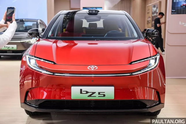 Toyota da chinh thuc mo ban mau SUV dien Toyota bZ5-Hinh-2