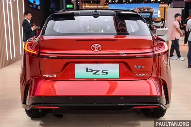 Toyota da chinh thuc mo ban mau SUV dien Toyota bZ5-Hinh-4