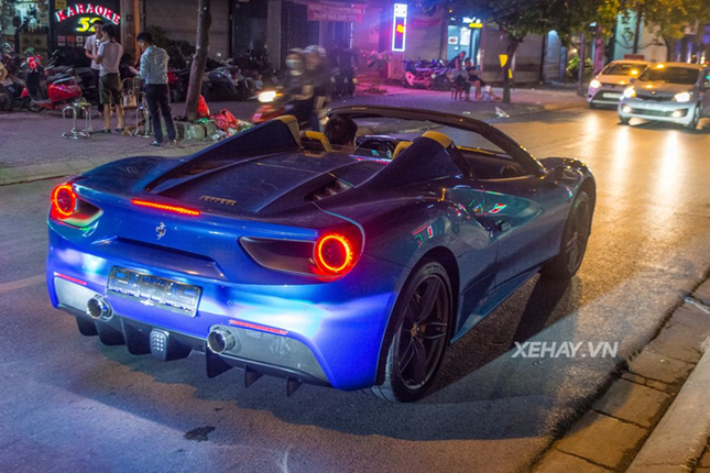 Chiem nguong bo doi Ferrari mui tran bac ty cua dai gia Ha Noi-Hinh-4