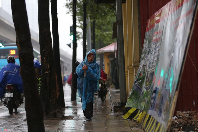 Ha Noi trong buoi sang dau tien cua dot ret ky luc 10 nam-Hinh-2