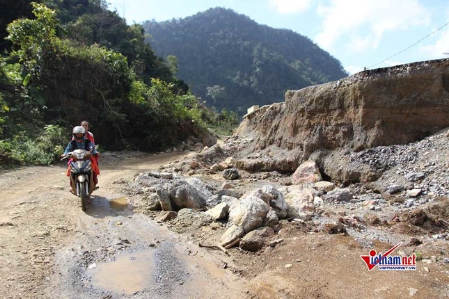 Canh kho tin o cung duong dan vao 