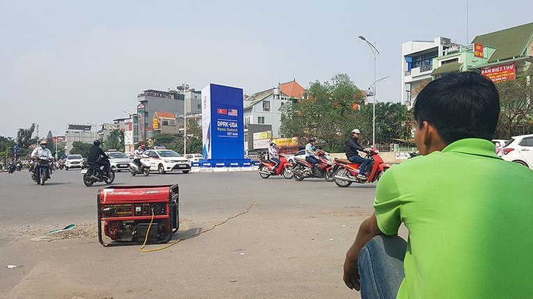 Ha Noi tat bat chuan bi cho Hoi nghi thuong dinh My - Trieu-Hinh-5