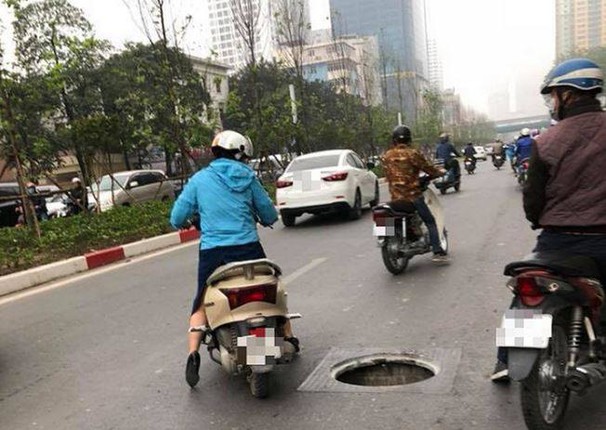 “Bay hiem” duong pho truc cho doat mang nguoi tham gia giao thong Ha Noi-Hinh-12