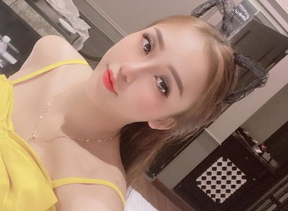 Hotgirl dep khong thua dien vien cam dau duong day ma tuy lien tinh-Hinh-8