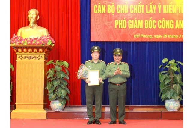 Chan dung 5 tan giam doc cong an tinh, giang ho cu de chung-Hinh-9