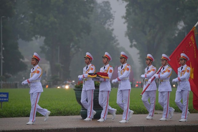 Ha Noi ru co ngay Quoc tang nguyen Chu tich nuoc Le Duc Anh-Hinh-3