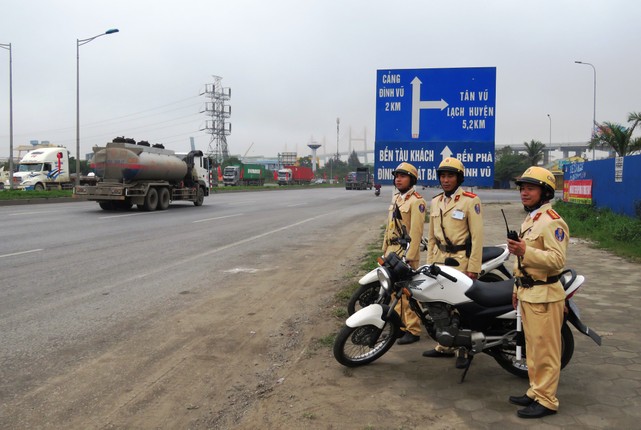 Hai Phong gap rut chuan bi don Chu tich Kim Jong-un-Hinh-7