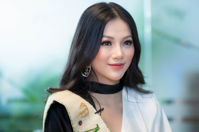 Hoa hau Phuong Khanh tro thanh sao nhieu thi phi nhat showbiz Viet the nao?-Hinh-13