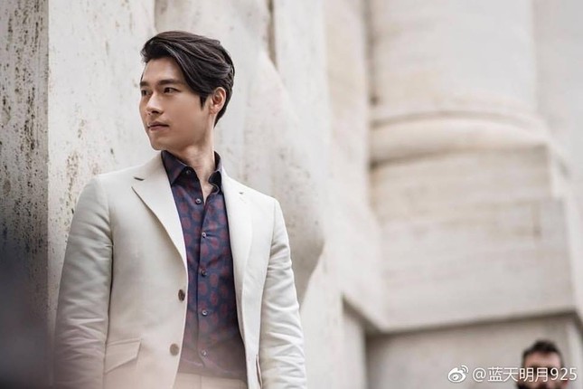 'Chet me' ve dep cua Hyun Bin, nam chinh 'Ha canh noi anh'-Hinh-6