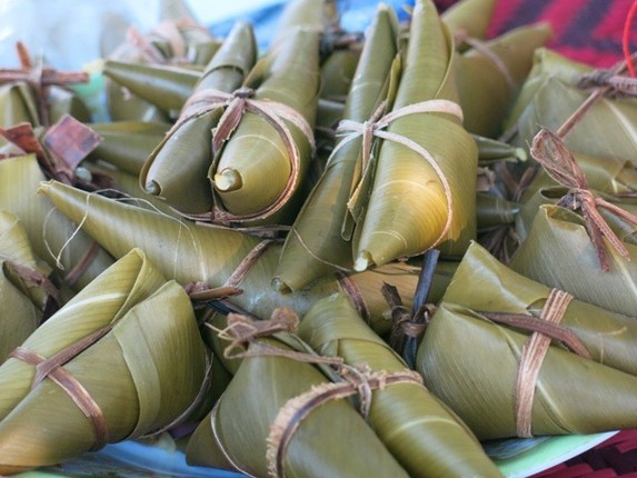 Banh 'tinh yeu' cua dong bao Ta Oi co gi dac biet?