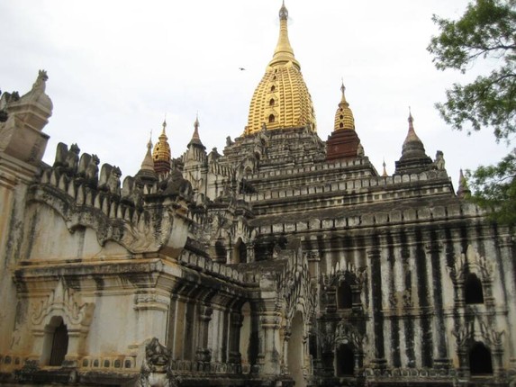 Thanh dia den chua noi tieng Myanmar vi dieu gi?-Hinh-8