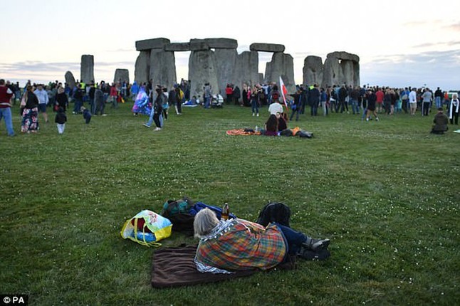 Nong: Bai da co Stonehenge thuc su la cua nguoi ngoai hanh tinh?-Hinh-6