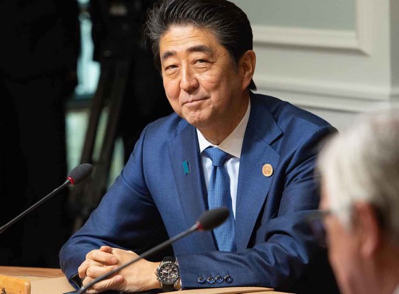 Ky luc lam viec it ai bi kip cua Thu tuong Nhat Ban Shinzo Abe-Hinh-4