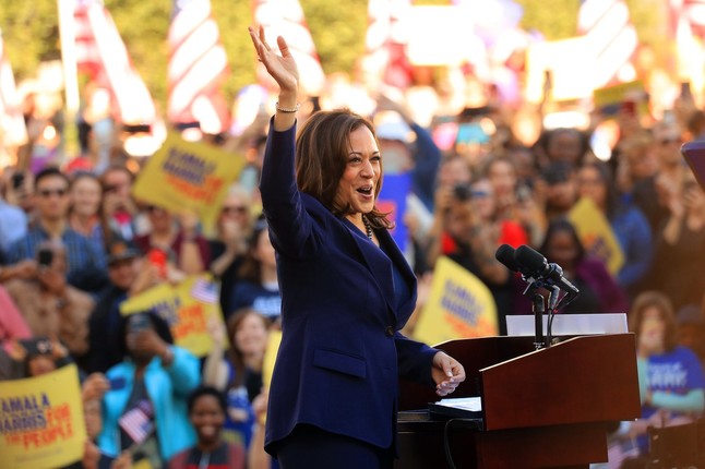 Vi sao ong Joe Biden chon ba Kamala Harris lam pho tuong?-Hinh-7