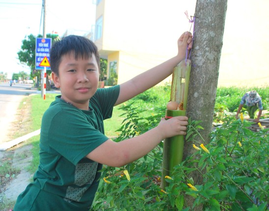 Nguoi dan vung ngu Quang co tuc cung dat doc dao-Hinh-9