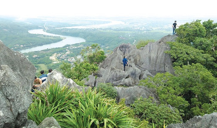 Kham pha nui thieng Than Dinh co chua Non, gieng Tien-Hinh-11