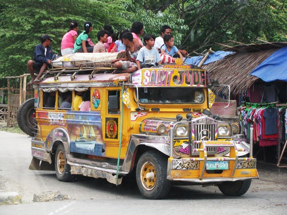 Vi sao huyen thoai xe Jeepney cua Philippines sap 