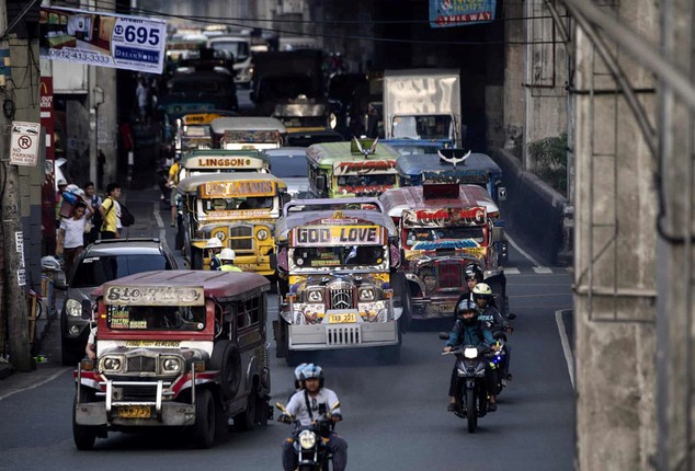 Vi sao huyen thoai xe Jeepney cua Philippines sap 